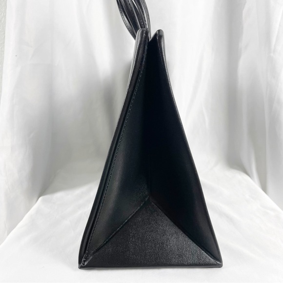 Off-White c/o Virgil Abloh Medium Binder Clip Leather Graphic Box Bag Black - Picture 6 of 14